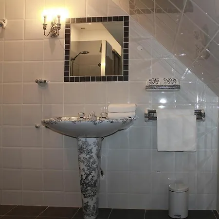 Elegant & Stylish B& B * Morsains